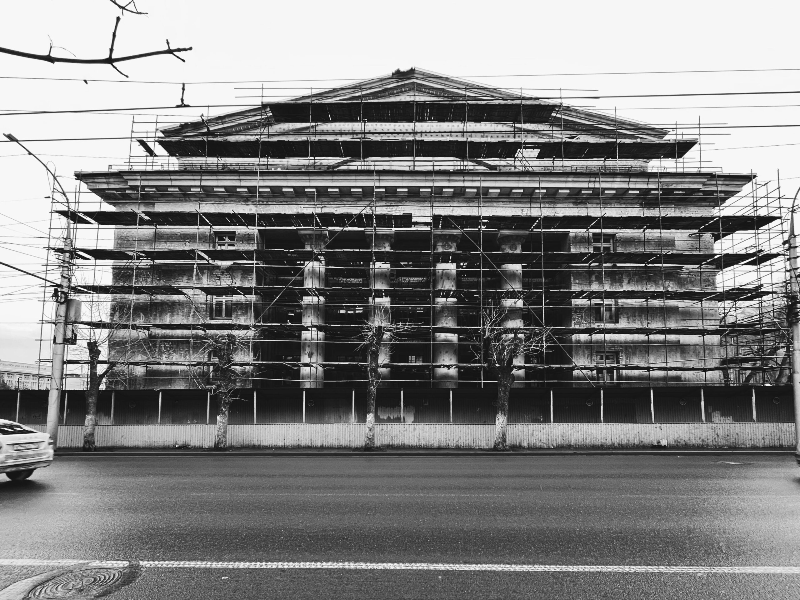 Bygg under rehabilitering – mur og fasadearbeid